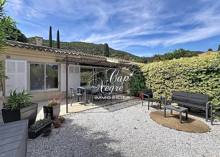 Maison 4 Personnes 3 Etoiles Residence Avec Piscine Et Acces Plage Pramousquier